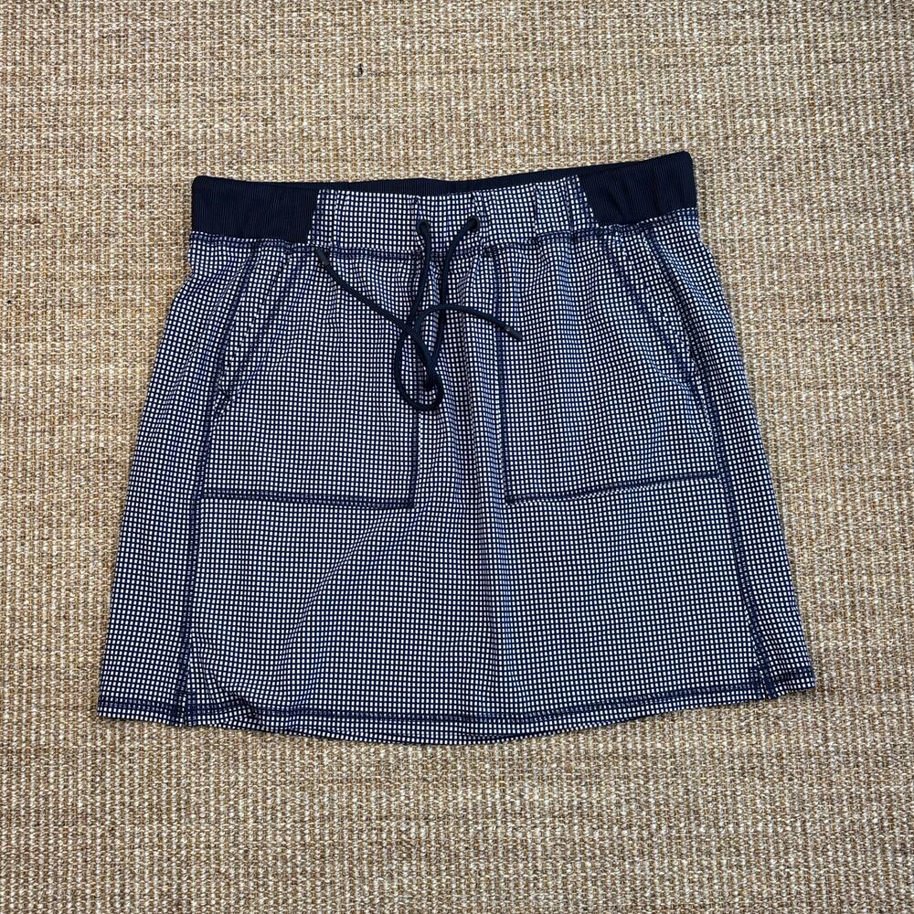 🎀 T by Talbots Gingham Athletic Skirt | Size M | Navy | Like New
